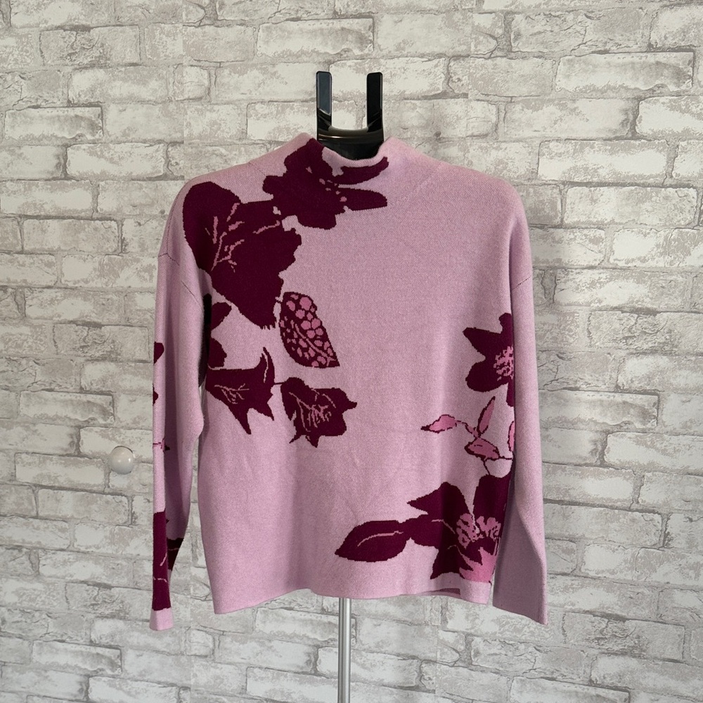 Floral Patterned Pink Sweater